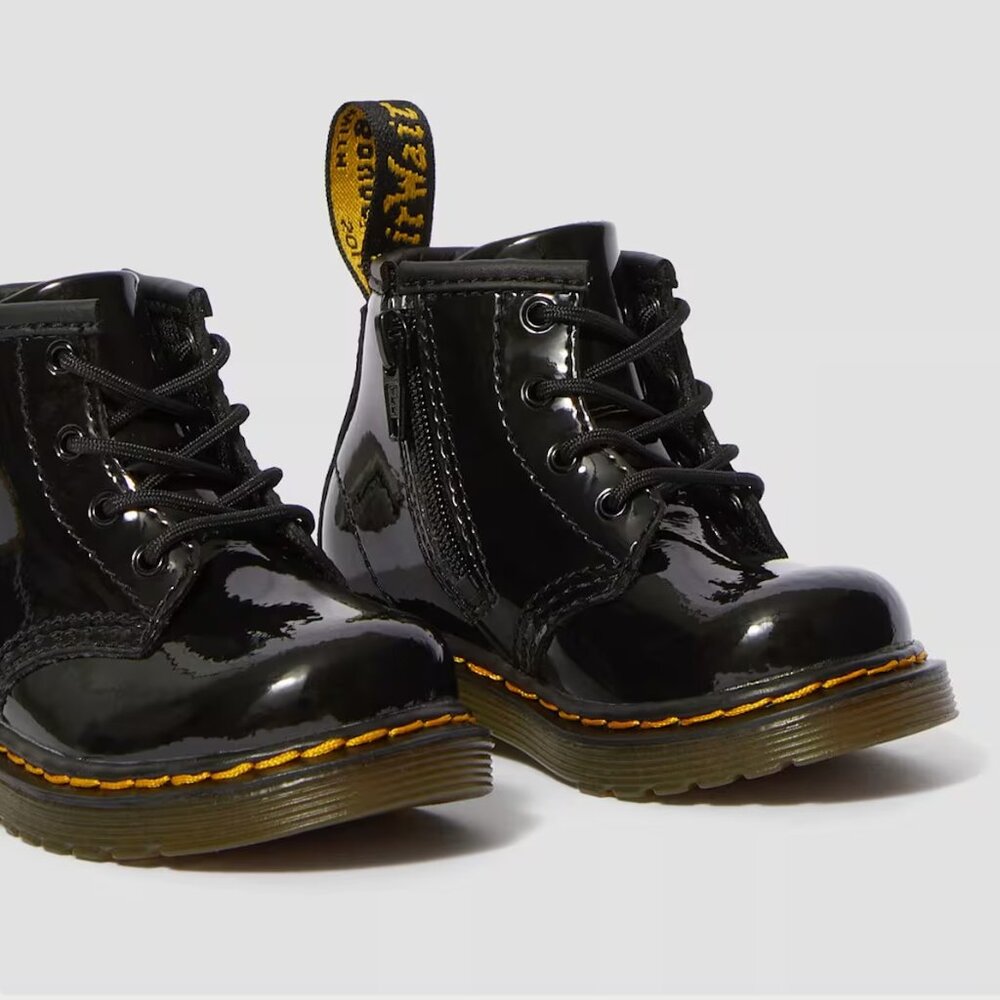 Toddler 1460 Patent Leather Boots in Black- Dr. Martens, Size 5, LIKE NEW